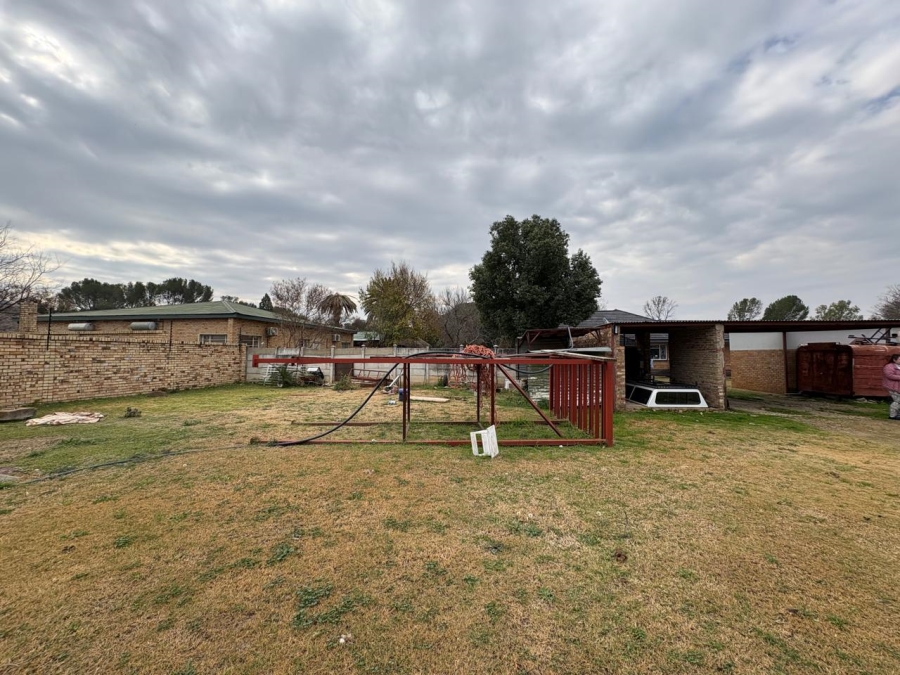 3 Bedroom Property for Sale in Wolmaransstad North West